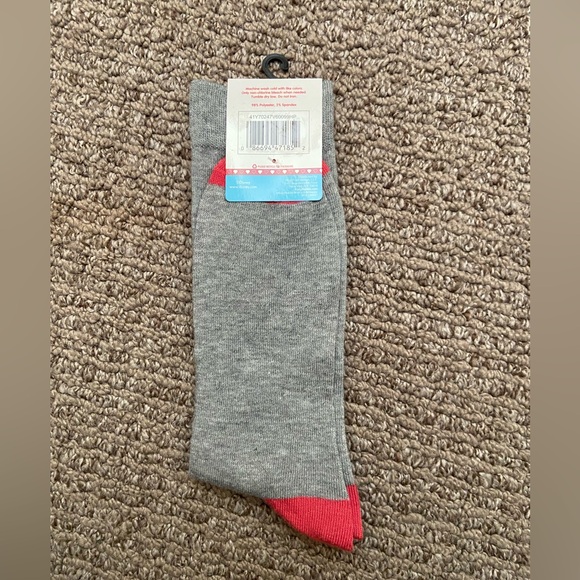 Disney Men’s Mickey Socks 🧦 - Picture 2 of 5